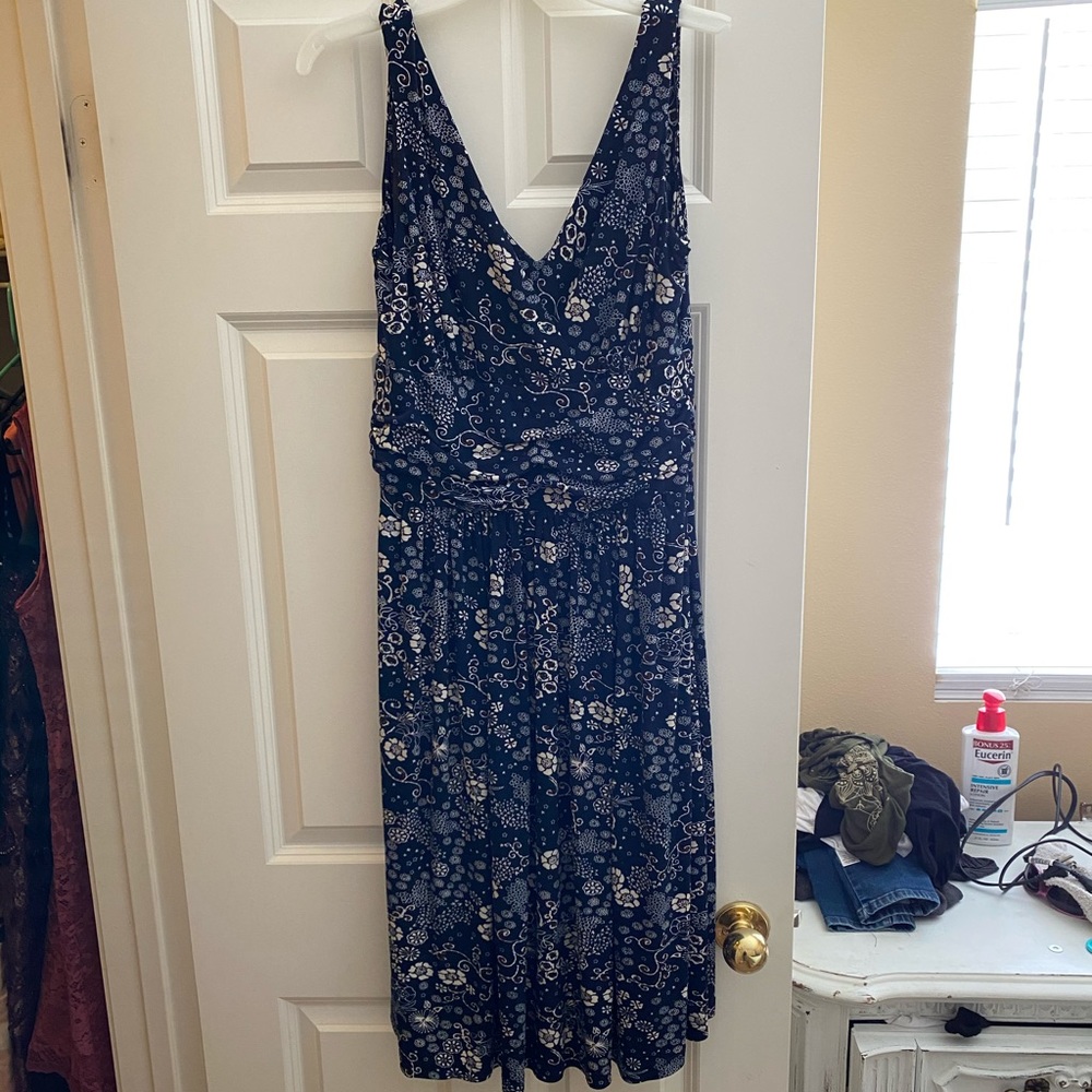 Casual blue dress